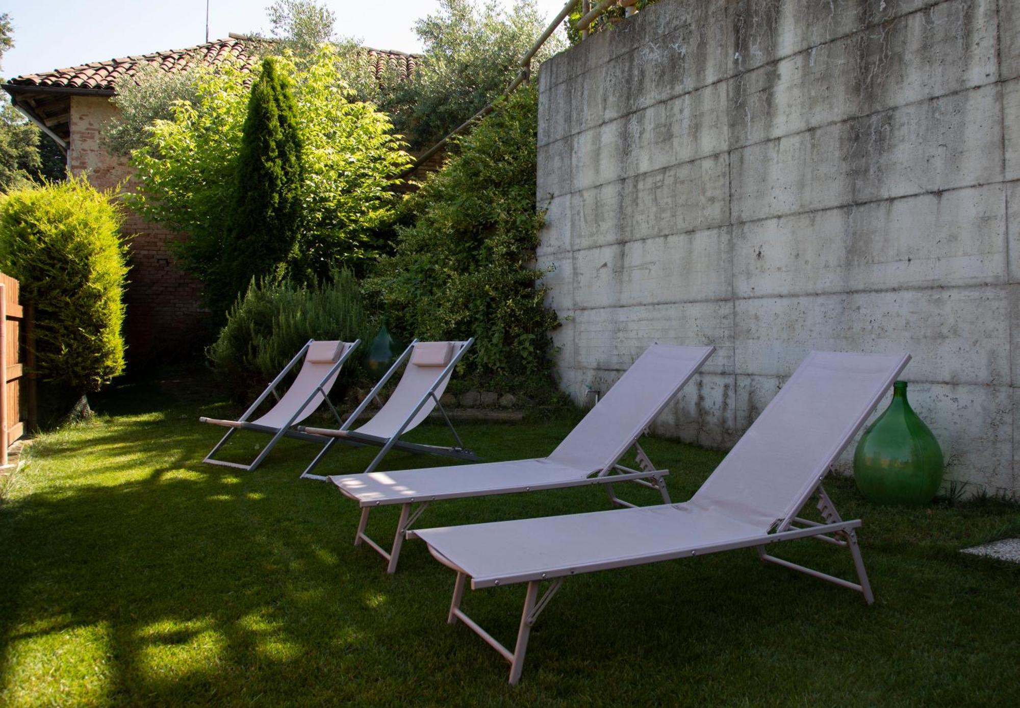 Casa Graziella- Appartamenti Vacanze Portacomaro Exterior photo